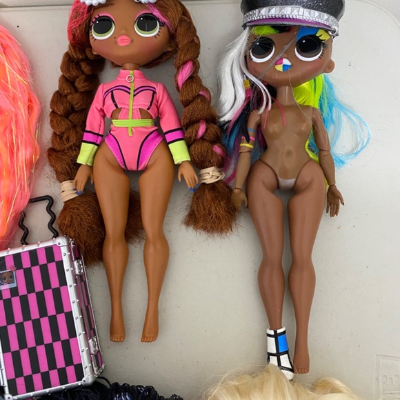 6 LOL Surprise 9” Dolls and 3 LOL 7” Dolls. Total: 9 dolls lot - Picture 3 of 13